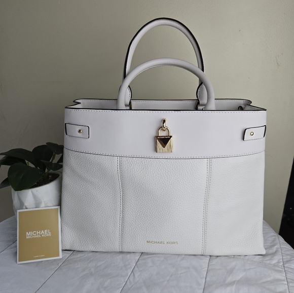 Michael Kors Handbags - Michael Kors Gramercy Large Pebble Leather White Satchel